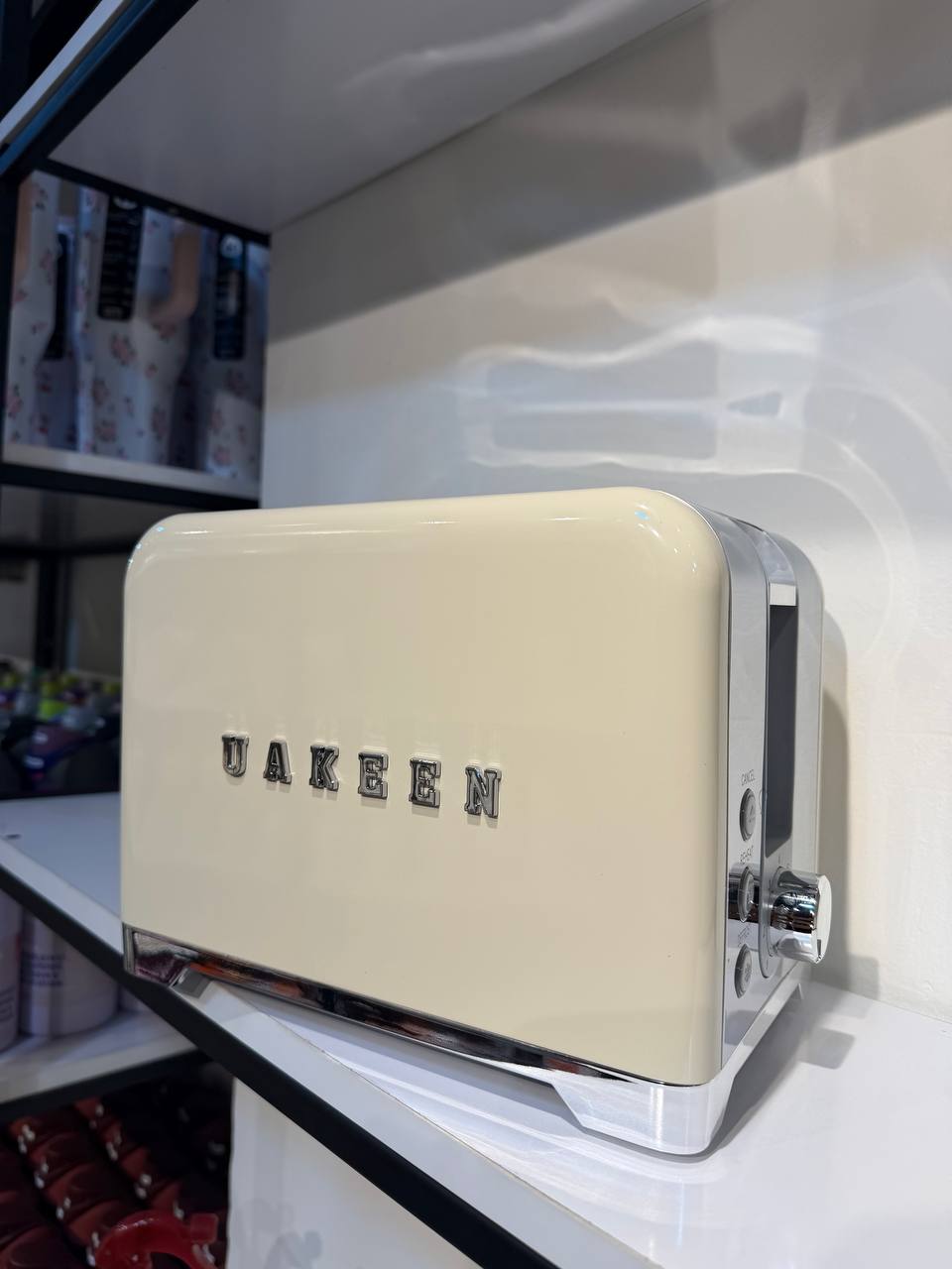 توستر ماركة UAKEEN
