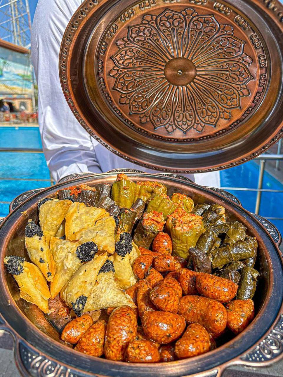 صينية وسرفيس العزومات الجبارة 🐔🦆